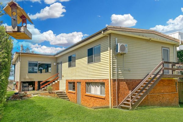 Eli39 – Jacs Joint by Experience Jervis Bay