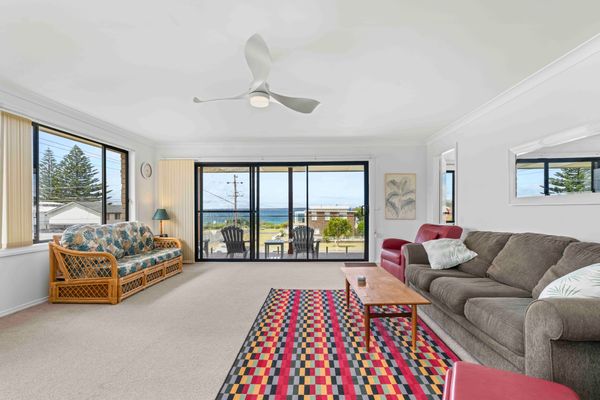 Eli73 – Summer-Salt by Experience Jervis Bay