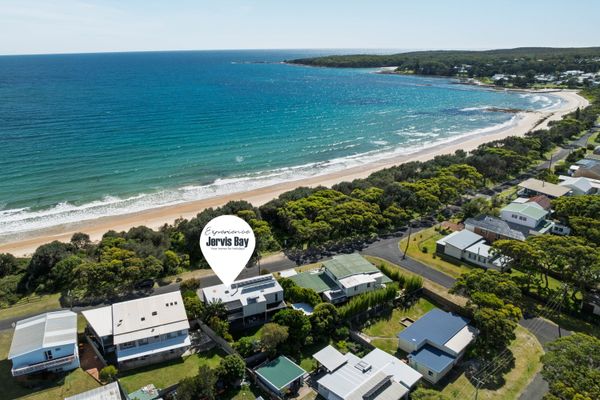 Morze Beach by Experience Jervis Bay