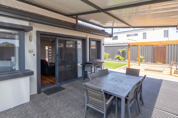 Hollow Beach House – Bunbury