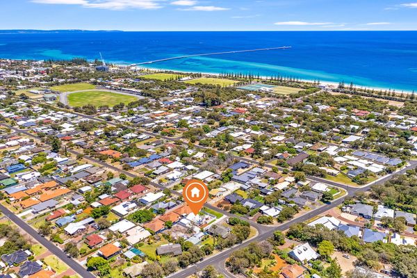 Fairbairn Family Beach Bungalow