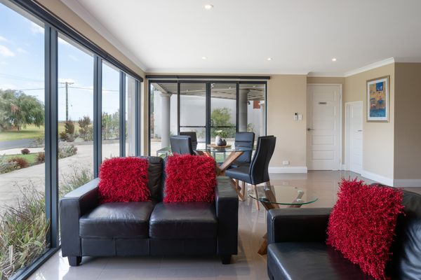 Ocean View Executive Apartment 2