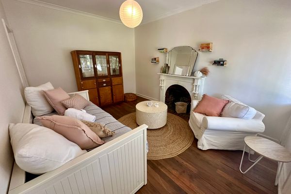 Barefoot Beach Cottage
