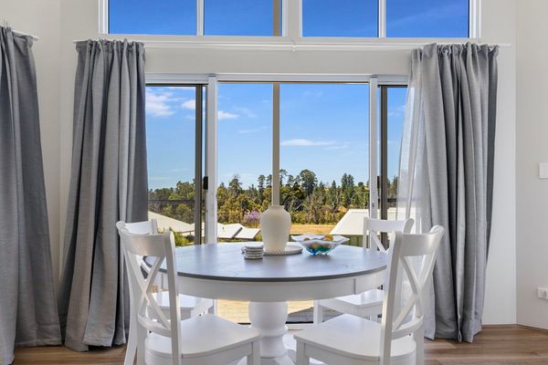 Hill View Cottages – Sail A