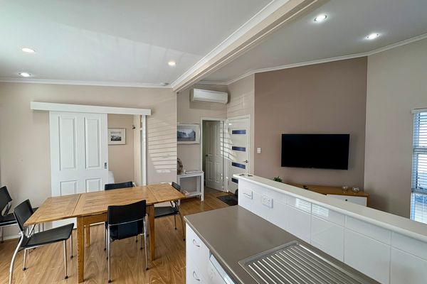 The Beach Quarters