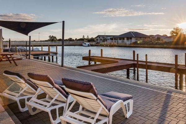Stylish Marina-Front Getaway – Port Geographe