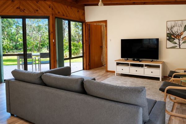 Yelverton Brook – Jarrah Lodge – 2 bedroom