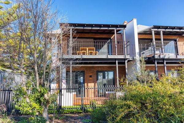 Port Geographe Beachfront Retreat