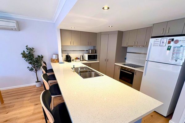 SixtySix at Cape View