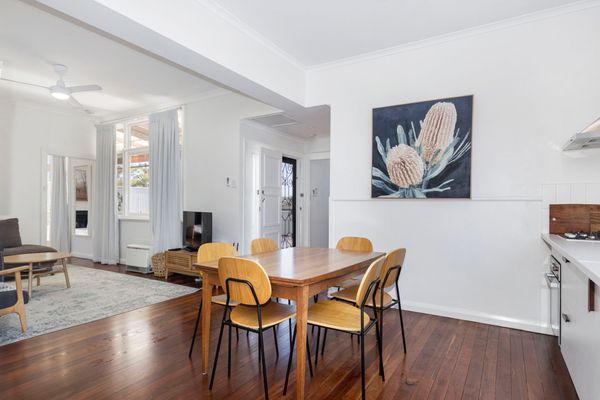 Fairbairn Beach House