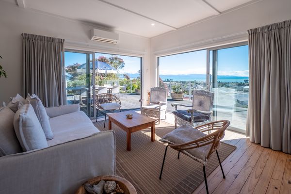 Ocean View with Kiwi Vibe