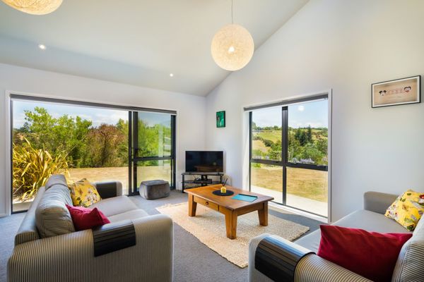 Sunny Private and Comfortable