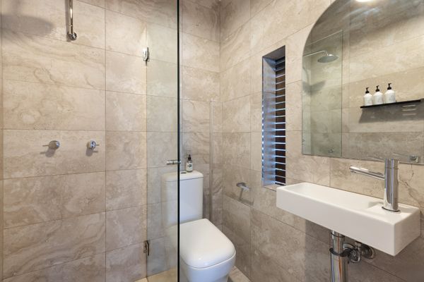 Apollo House and Studio