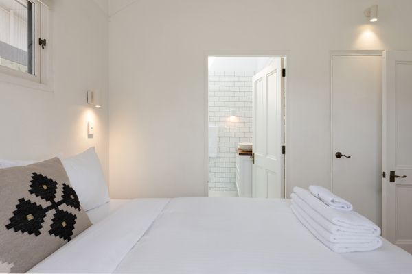 Apollo House and Studio