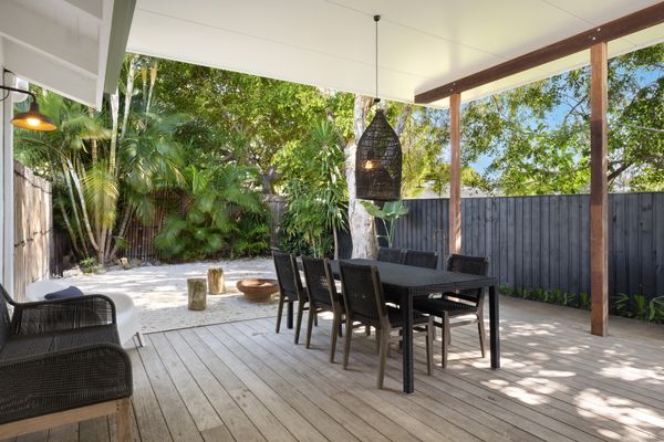 Apollo House and Studio