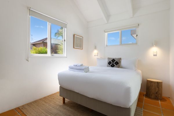 Apollo House and Studio