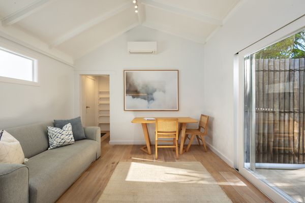 Apollo House and Studio