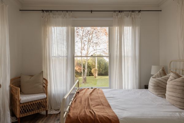 Hinterland House – The Full Estate