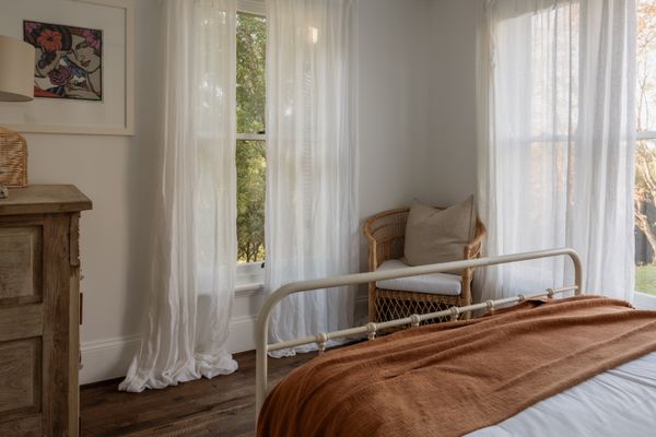 Hinterland House – The Full Estate