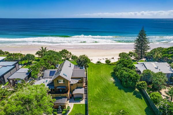 Belongil Beach House & Cottage