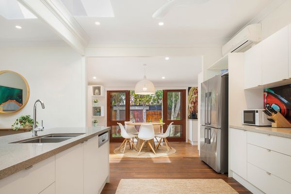 Belongil Beach House & Cottage