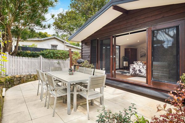 Belongil Beach House & Cottage