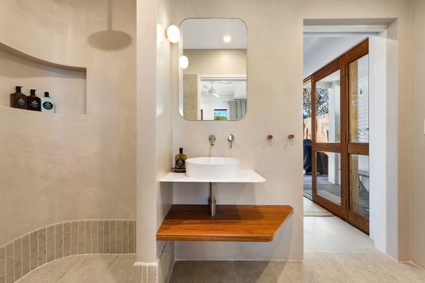 Clarkes Beach House
