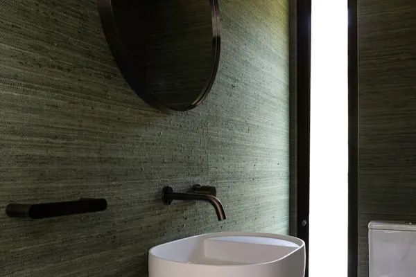 Moonrise Luxury Home – NEW BUILD