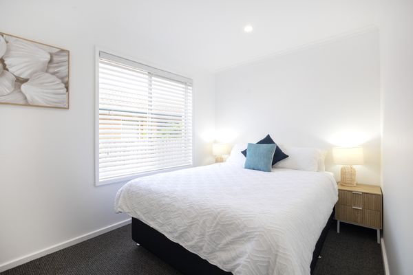 Coastal Charm – 67 Burrill Street