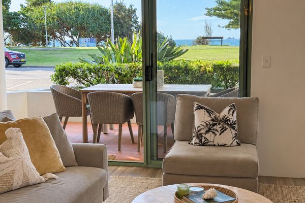 Luxury On The Bay – Karinya At Surfside