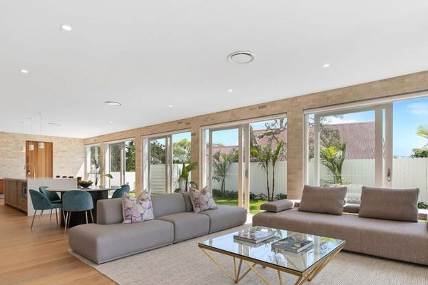 Luxury On The Bay – Cedrics 1