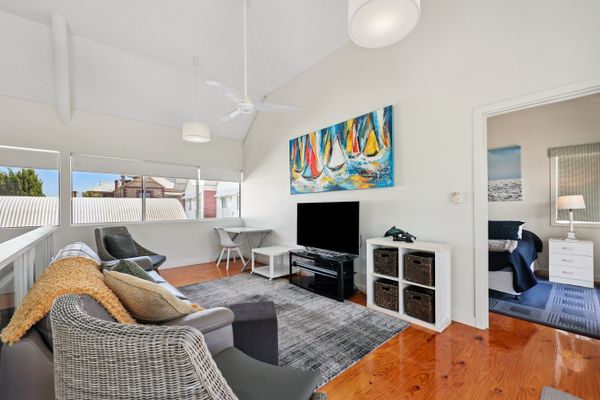 2/16 Flinders Pde, Victor Harbor