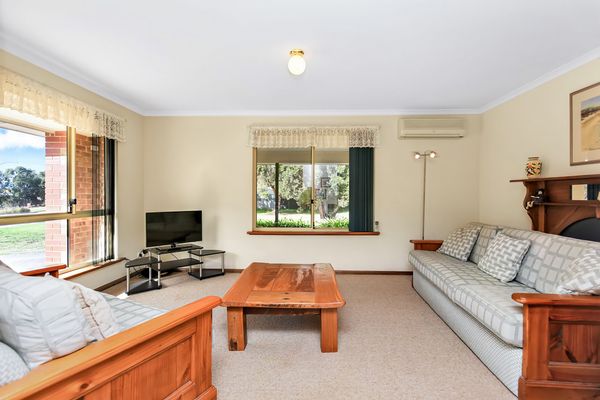 Holiday Close to the Beach Park Swimming Centre