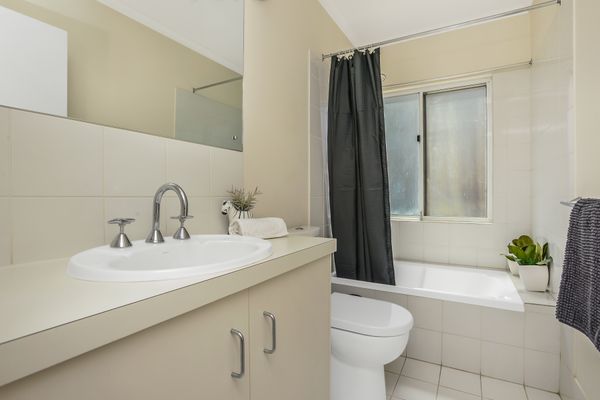 Pine Beach Villa Fabulous Sea Views