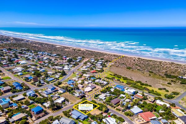 Hazel House, 2 Hazel St, Goolwa Beach