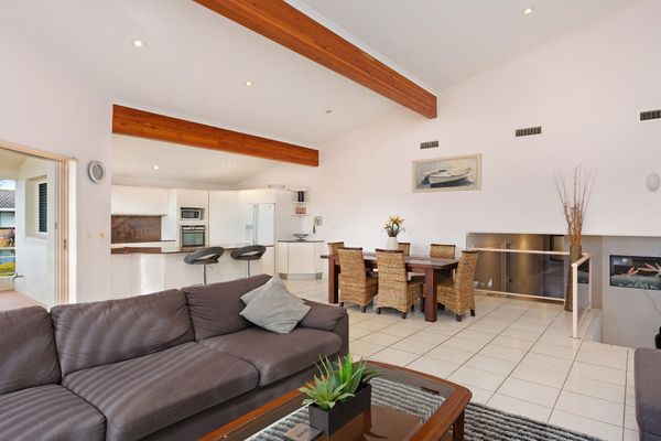 Coral Sands 3 – Pebbly Beach