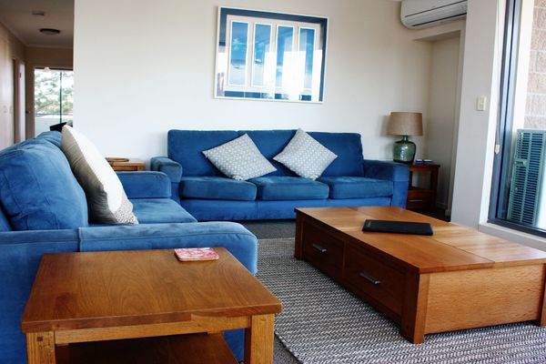 Twin Pines 401 – CBD Location