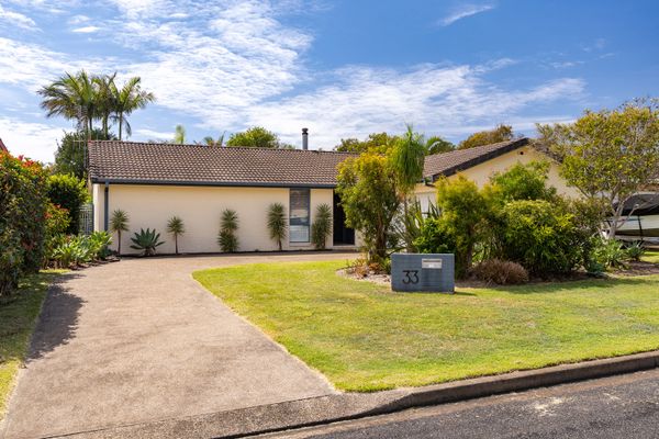 Forster Haven on Karloo – Bright, Stylish & Central