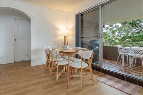 The Pines Coastal Retreat | Walk to Beach, BBQ, Sleeps 6