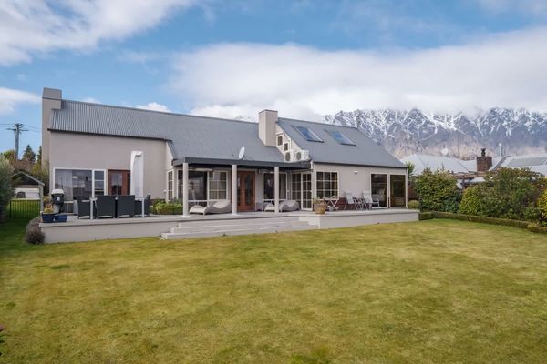 Lakeside Indulgence on Wilmot