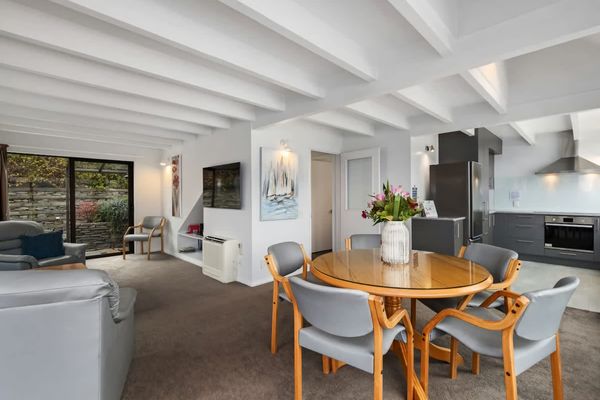 Woodlands Close Retreat