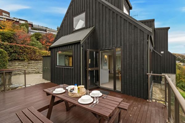 Woodlands Close Retreat