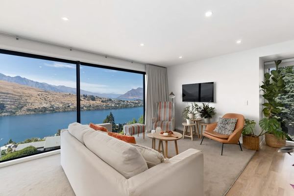 Quintessential Queenstown