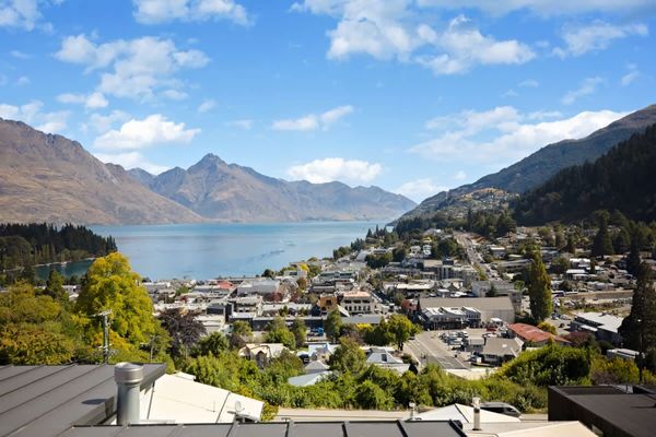 Central Sunset Charm