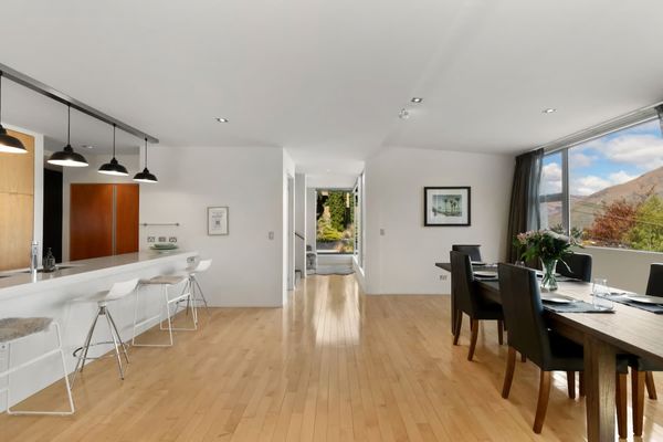 Central Sunset Charm