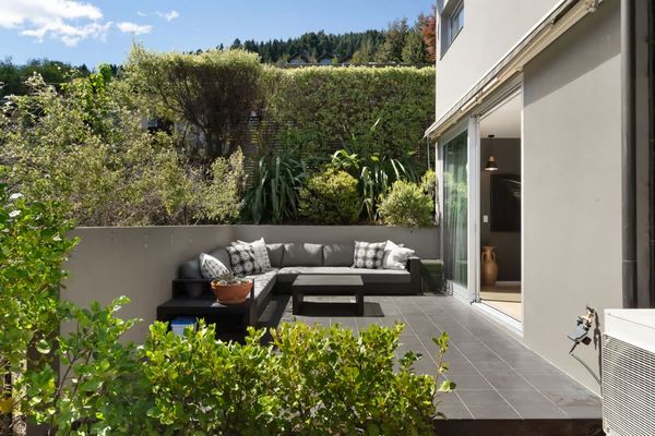 Central Sunset Charm