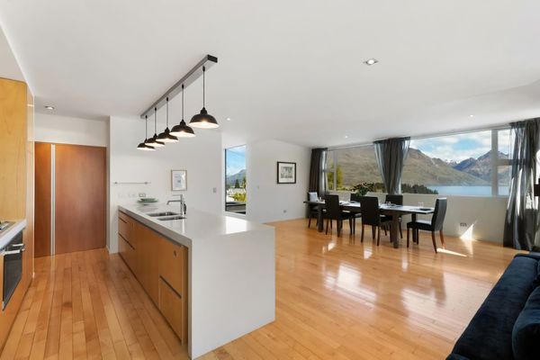 Central Sunset Charm