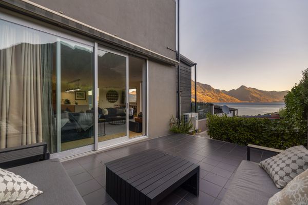 Central Sunset Charm