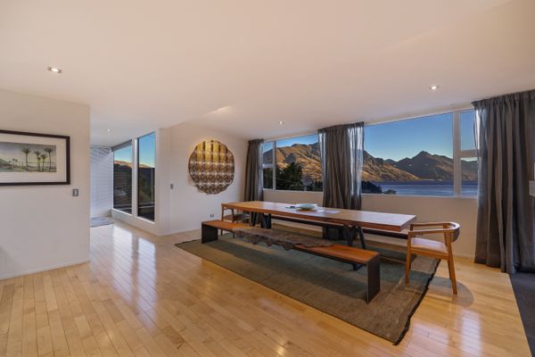 Central Sunset Charm