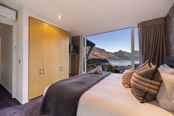 Central Sunset Charm